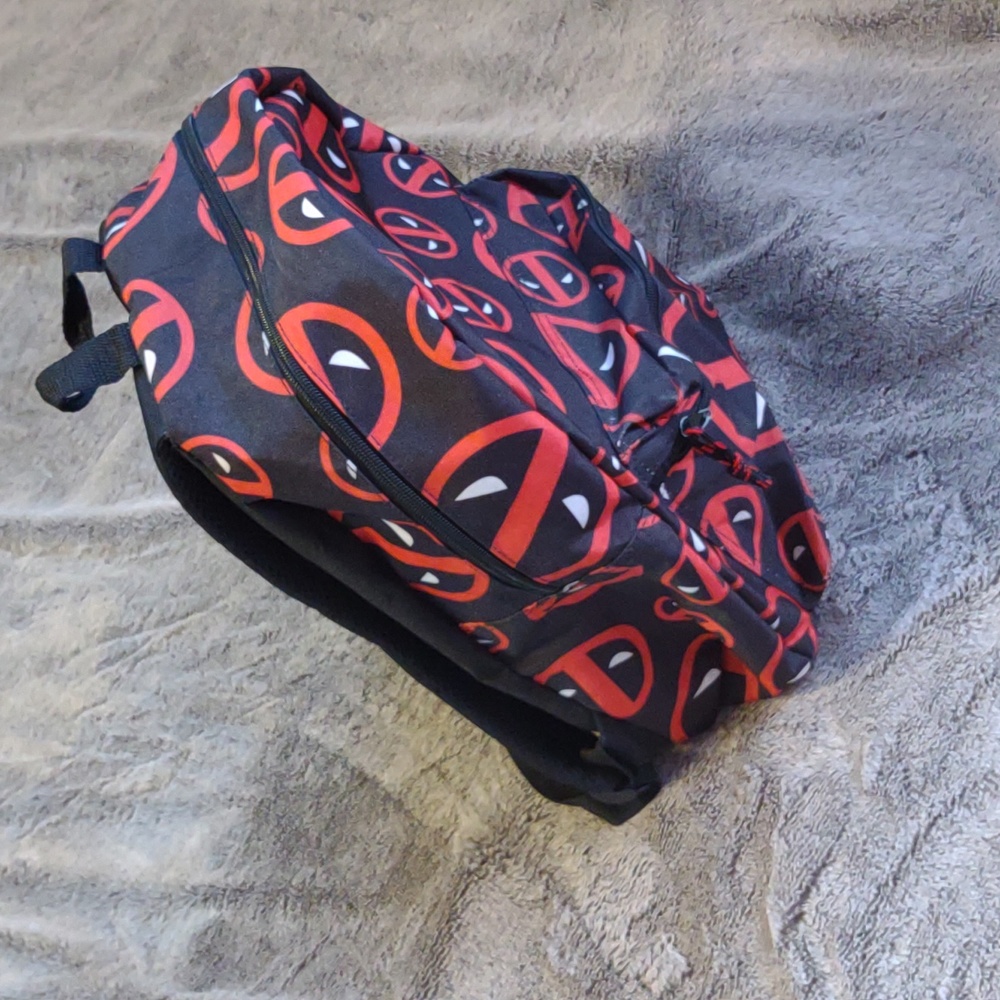 🤑 3/$20 Deadpool Backpack - Picture 2 of 10